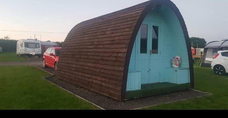 Hotel Meadow Glamping Carmarthen Zewnętrze zdjęcie