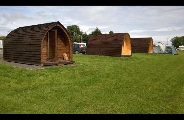 Hotel Meadow Glamping Carmarthen Zewnętrze zdjęcie