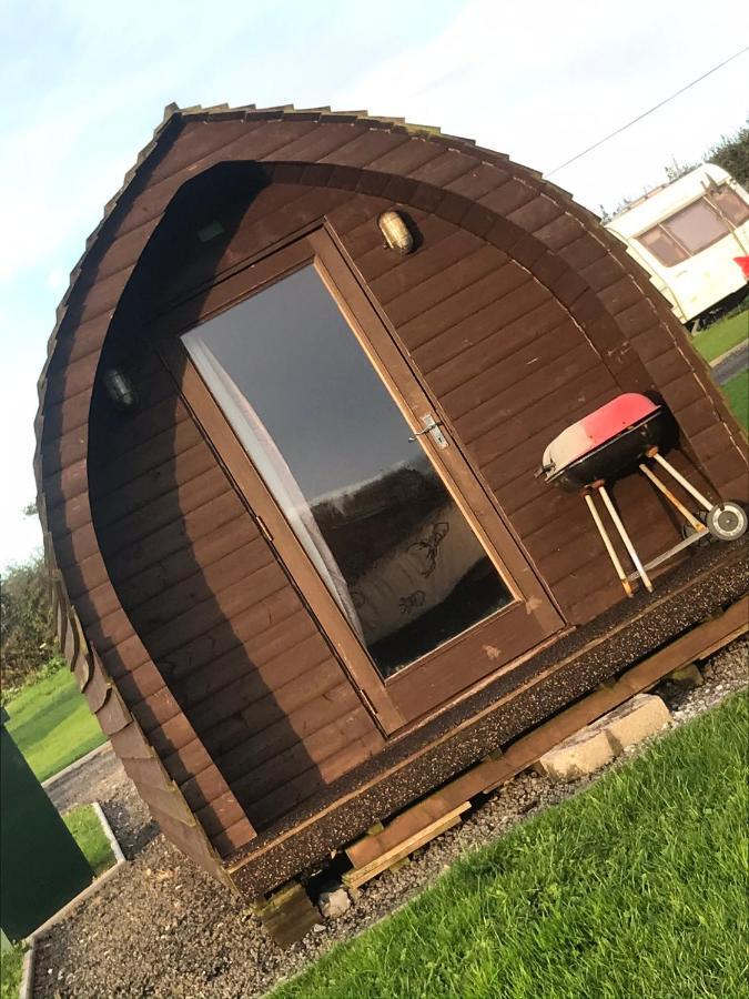 Hotel Meadow Glamping Carmarthen Zewnętrze zdjęcie